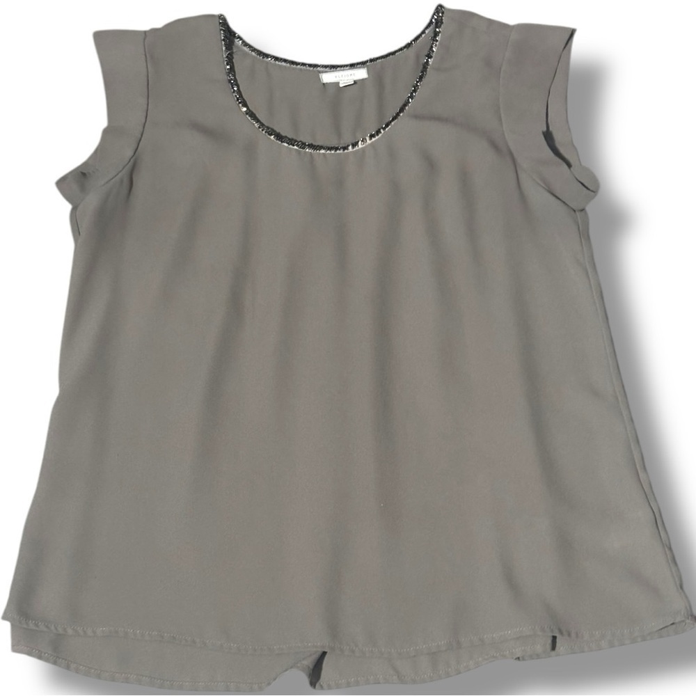 PLEIONE Women's Small Beaded Neckline Flowy Elegant Gray/Green Short Sleeve Top - Picture 13 of 16